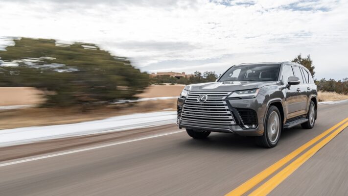 Lexus Thăng Long cung cấp những mẫu xe Lexus sang trọng, đẳng cấp.